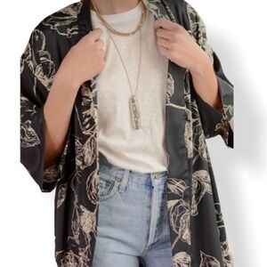 Sway and Cake Magnolia Kimono Black Dressing Robe | Seattle Boutique